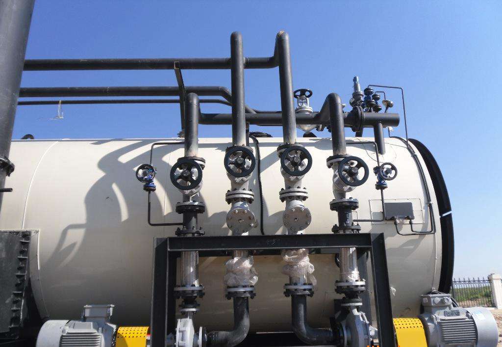 導(dǎo)熱油鍋爐在使用時(shí)，如何避免導(dǎo)熱油的溫度超過沸點(diǎn)？